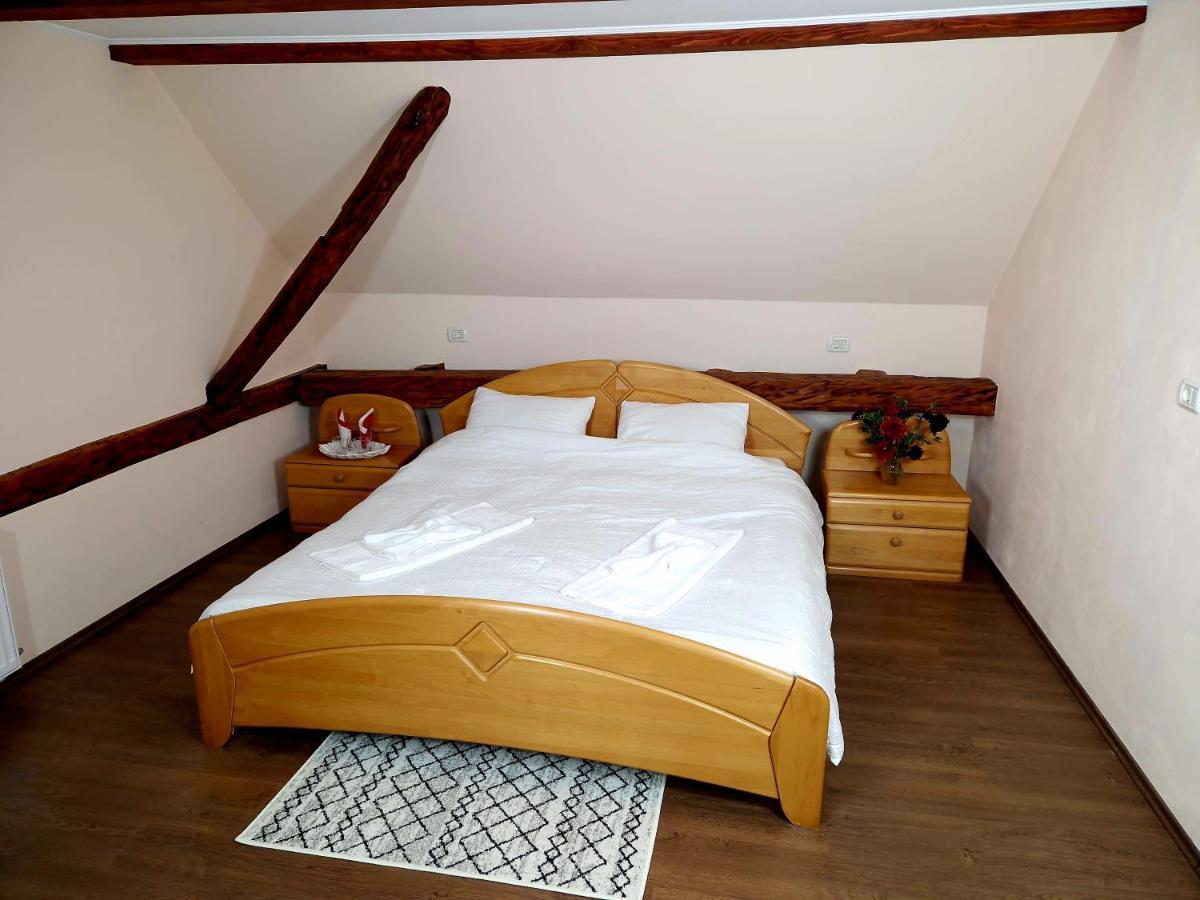 הוילה Mehadica House מראה חיצוני תמונה